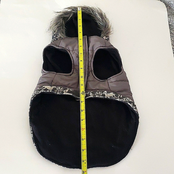 Outdoor dog hooded winter jacket - Picture 4 of 9